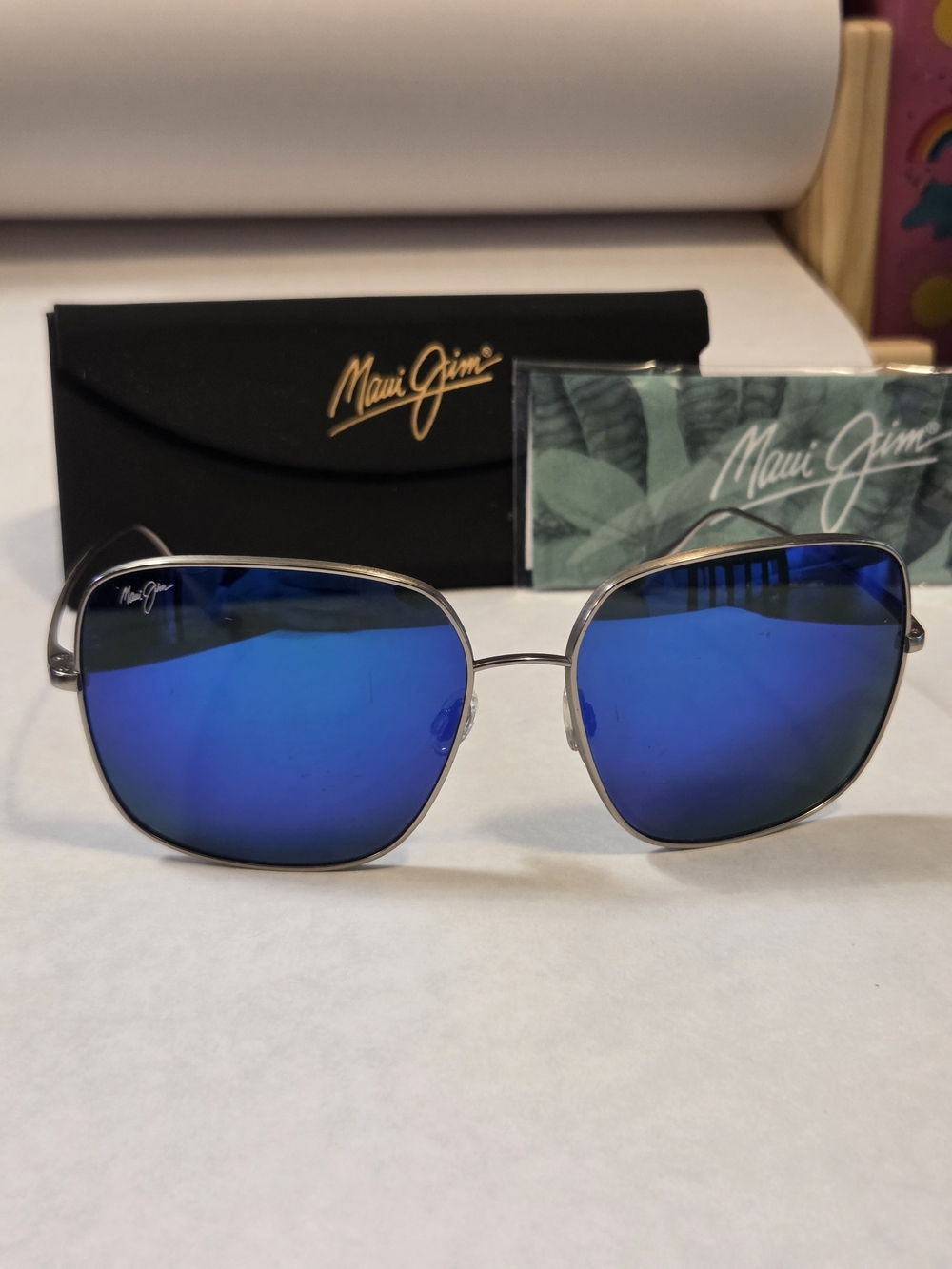 Maui Jim Triton MJ546-11B Blue Hawaii Polarized Titanium Sunglasses Case Cloth